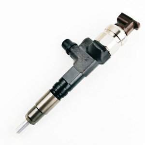 หัวฉีดน้ำมันดีเซล <span class=keywords><strong>S00001059</strong></span>+<span class=keywords><strong>07</strong></span> S00047294+02 295050-3771 095000-6690 095000-6692 G2 1112010A622-0000 1112010A624-0000 - Product Image 5