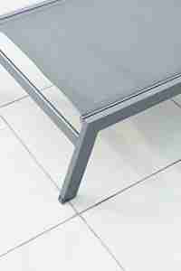 Chaise longue moderne en aluminium de qualité supérieure pour l'extérieur, idéale pour les terrasses de piscine, les villas de luxe et les hôtels. - Product Image 6