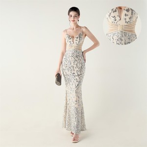 33202 #2025 새로운 미드 웨이스트 딥 V 넥 스팽글 이브닝 가운 헤비 듀티 비즈 & 레이저 컷 그물, 인어 스커트 - Product Image 1