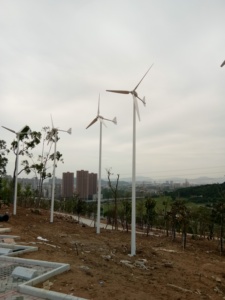 Generador Eólico Conectado a la Red de 10KW |   Núcleo de Cobre Real |   Funcionamiento Silencioso |   Para Casa de Campo |   Generador Eólico NE-5kGx con Certificación CE e ISO - Product Image 1