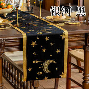 33*180cm musulmán oro impreso sello lámina Luna estrella terciopelo caminos <span class=keywords><strong>de</strong></span> <span class=keywords><strong>mesa</strong></span> Eid Mubarak Ramadán Decoración <span class=keywords><strong>de</strong></span> <span class=keywords><strong>mesa</strong></span> moderna suministros - Product Image 2