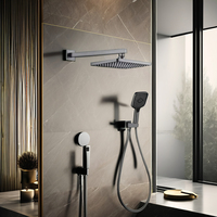Corps de douche en cuivre encastré au mur au design moderne Pomme de douche en laiton chromé Thermostat avec bobine en céramique pour hôtel