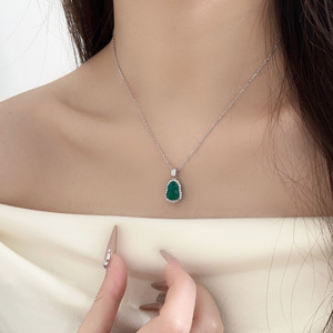 S925 Sterling Silver Gourd <b>Pendant</b> Necklace With <b>Emerald</b> Green Stone Elegant Clavicle Chain For Women Everyday Wear - Product Image 3