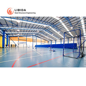 Suministro de fábrica Estructura de acero prefabricada de construcción rápida Almacén de pasillo deportivo de baloncesto con diseño personalizado - Product Image 1