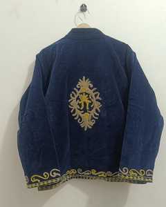 Veste Suzani en velours bleu faite à la main, broderie florale, manteau bohème, style ouzbek, fournisseur Inde - Product Image 5