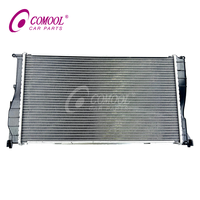 Radiateur de refroidissement du moteur COMOOL 17117547059 pour BMW Série 1 Série 3 X1 Z4 E81 E82 E84 E88 E89 E90 E91 E92 E93 Radiateur en aluminium