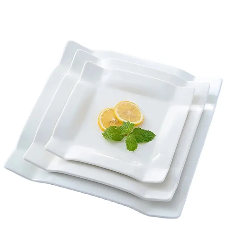Occidentale creativo elegante bone china piatti ristorante bianco argento bordo fine bone china cena set piatti piatto quadrato in ceramica