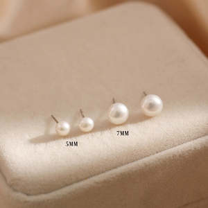 Natural Freshwater AAA Grade Potato Shape Trendy <b>Stud</b> <b>Earrings</b> - Product Image 3