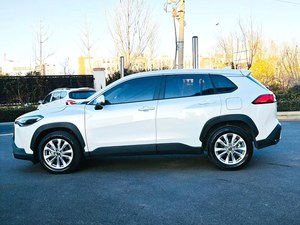 Voiture d'occasion <span class=keywords><strong>TOYOTA</strong></span> <span class=keywords><strong>COROLLA</strong></span> CROSS <span class=keywords><strong>2022</strong></span> 2.0L Ultimate Edition essence SUV compact, en provenance de Chine, en vente, très demandée en Chine - Product Image 5