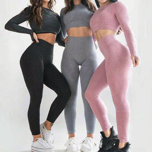 Ensemble de yoga et de sport pour femmes grandes tailles, haut court à manches longues, vêtements de sport sans couture, anti-UV, très populaire - Product Image 3