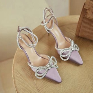 รองเท้าแต่งงานแบบผูกโบว์ รุ่น Rhinoceros Satin ประดับด้วยวัสดุวิบวับ ดีไซน์ส้นสูงปลายแหลม สายรัดข้อเท้า สวยเซ็กซี่ เพิ่มความสูง น้ำหนักเบา - Product Image 2