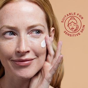 Loción Corporal Humectante e Iluminadora Natural de 500g para el Cuidado de Todo el Cuerpo, Elimina Manchas, Vitamina C, Manteca Corporal Blanqueadora - Product Image 3