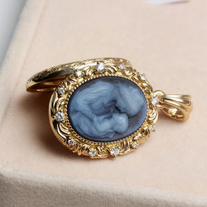 Joyería de camafeo vintage personalizada, colgante de plata de ley para mujer, colgantes de <span class=keywords><strong>jadestone</strong></span> grabados chapados en oro de 18 quilates con moissanita - Product Image 2