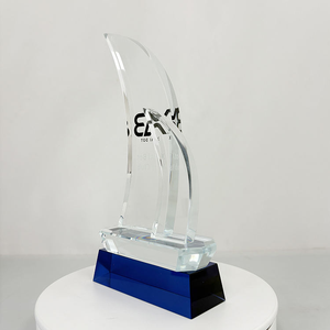 Trofeo de cristal óptico con forma de barco de yate <span class=keywords><strong>azul</strong></span> de gama alta - Product Image 2