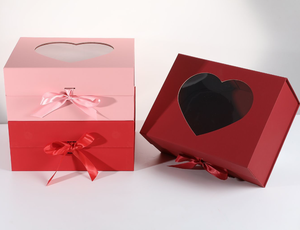 Boîte cadeau nouveau design Boîte cadeau pliante en papier avec fenêtre transparente Boîte d'emballage cadeau <span class=keywords><strong>de</strong></span> décoration recyclée portable avec ruban - Product Image 5