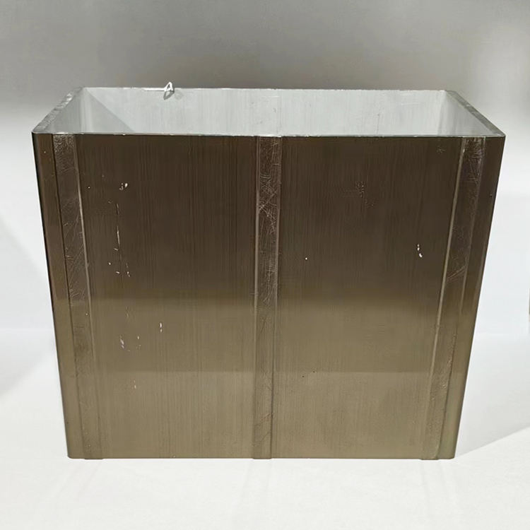 Champagne en aluminium