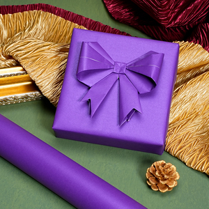 Papier d'emballage violet uni imprimé mat simple face pour la Saint-Valentin et les mariages - Product Image 1