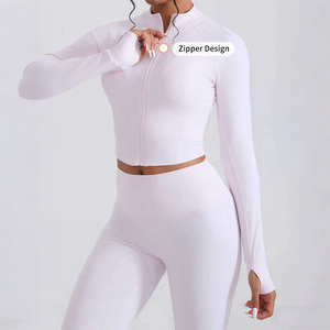 Conjuntos Deportivos de 3 Piezas de Secado Rápido para Mujer con Logotipo Personalizado, Conjuntos de <span class=keywords><strong>Yoga</strong></span> Ajustados y Transpirables con Cintura Alta y Sensación de Segunda Piel para Correr y Hacer Ejercicio - Product Image 3