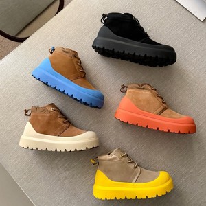 Bottines confortables de haute qualité pour femmes, style mode, en cuir et fourrure, bottes de neige chaudes, bottes d'hiver, bottes en coton de créateur - Product Image 4