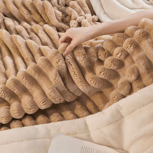 Großhandel Bedsure Gestreifte Sherpa-Decke Superweiche Gemütliche Plüsch-Fleece-Flanell Moderne Leichte Decke 100% Polyester - Product Image 3