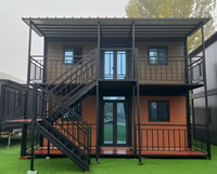 Maison conteneur modulaire extensible à hauteur surélevée personnalisée, hauteur intérieure de 2,4 m, toit plat, maison portable