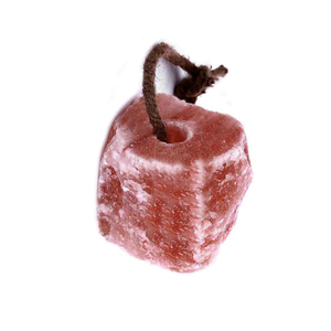 Bloque de Sal Rosa del Himalaya Natural con Cuerda, Cubos Minerales Tallados en Forma de Animales para Ganado, Caballos y Perros - Product Image 1