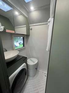 Maxus Explorer Interstellar H, Nueva Autocaravana Espacial Grande, Casa Rodante para Campamento al Aire Libre, 4 Plazas, <span class=keywords><strong>2023</strong></span> 2024, Autocaravana Diésel - Product Image 6