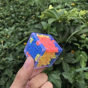 Cubo laberinto 3D de 4x4cm, juguete de plástico para niños, juego de desarrollo cerebral - Product Image 2
