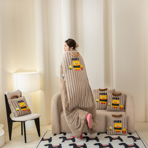 2025 New 2-in-1 gối blanket100 % Polyester tất cả các mùa comforter-bán buôn số lượng lớn OEM - Product Image 3