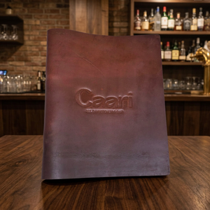 Couverture de menu A4 en cuir de vache véritable, personnalisable avec logo en relief, style Hunter, certifiée ISO, marron clair, 3 mm d'épaisseur, naturelle - Product Image 1