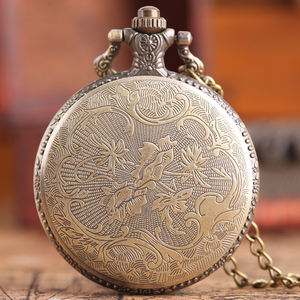 ساعة جيب كلاسيكية بتصميم سوبر هيرو مع سلسلة - ساعة برونزية بطراز ستيمبانك كقلادة للهدايا وحفلات التنكر - Product Image 2