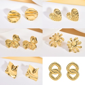 Nouvelles boucles d'oreilles européennes et américaines pour femmes en acier inoxydable 304 électroplaqué, design rétro, haut de gamme, géométriques irrégulières - Product Image 2