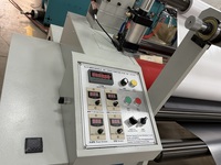 Laminateur thermique rouleau à rouleau avec entraînement mécanique, haute précision, pour emballage bois, largeur max. 1600 mm