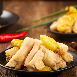 Pieds <span class=keywords><strong>de</strong></span> <span class=keywords><strong>poulet</strong></span> marinés au poivre 172g |   Collation chinoise épicée |   Texture douce |   Emballés sous vide, 35 sachets, prêts à consommer, vente en gros - Product Image 5