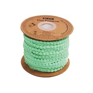 Nastro Pom Pom Verde da 1 cm di Larghezza, 20 Iarde per Decorazioni e Artigianato - Product Image 1