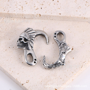 Collar con colgante de calavera de animal de acero de titanio para hombre, estilo retro, modelo SP1079-1080 - Product Image 2