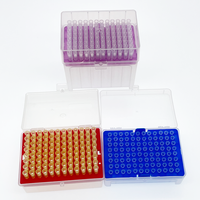 Embouts de pipette de laboratoire stériles 200ul 96 Wells Rack Pipettes en polypropylène de type Gilson pour volume 10ul-1000ul