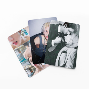 55 unids/set Kpop StrayKids Sexy músculo fotos tarjeta Hyunjin Felix <span class=keywords><strong>Bangchan</strong></span> Lee Know World Tour alta calidad Lomo tarjetas Fans regalos - Product Image 6