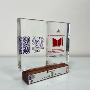Trofeo de cristal de madera del fabricante Impresión UV Placa de cristal personalizada Forma de libro Premios de trofeos de cristal en blanco - Product Image 5
