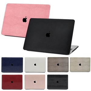 Coque rigide en cuir PU Grain de crocodile pour <span class=keywords><strong>MacBook</strong></span> <span class=keywords><strong>Air</strong></span> 15 15.3 <span class=keywords><strong>pouces</strong></span> 2023 2024 <span class=keywords><strong>M2</strong></span> A2941 M3 A3114 - Product Image 3