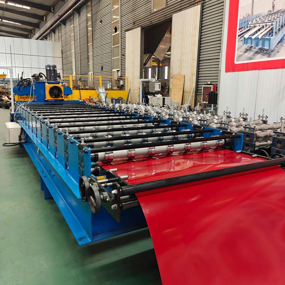 Fada 1060 Steel Tile Roof Forming Machine with Gear Bearing Motor ...