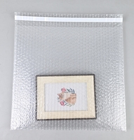 Enveloppes à bulles transparentes de l'usine de Qingdao, pochettes à bulles personnalisées avec bande adhésive pour l'emballage et l'expédition