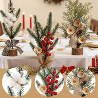 Vente flash BINGCHI BC-K002 Arbre de Noël artificiel carré en PE durable, décoration de table, 15x28cm