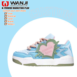 Chaussures de sport décontractées pour hommes, style tendance, confortables et résistantes à l'usure, avec logo personnalisé, vente en gros d'usine, conception de baskets sur mesure - Product Image 1