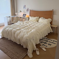 Lit en chêne sur mesure, lit moderne en bois massif avec tête de lit incurvée, cadre plateforme King Size pour studio ou loft
