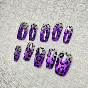 Uñas postizas hechas a mano-Efecto Ojo de Gato - Product Image 5