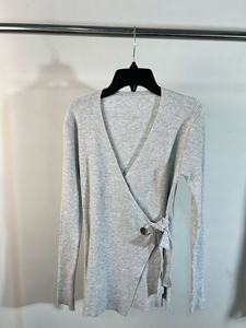 <span class=keywords><strong>Blusa</strong></span> <span class=keywords><strong>de</strong></span> suéter con cuello en V cruzado <span class=keywords><strong>de</strong></span> estilo <span class=keywords><strong>de</strong></span> otoño para mujer elegante <span class=keywords><strong>de</strong></span> manga larga y cintura ajustada con técnica <span class=keywords><strong>de</strong></span> punto plano - Product Image 6