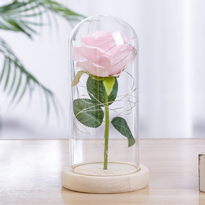 <span class=keywords><strong>La</strong></span> <span class=keywords><strong>Belle</strong></span> <span class=keywords><strong>et</strong></span> <span class=keywords><strong>la</strong></span> Bête <span class=keywords><strong>Fleur</strong></span> Immortelle Rose éternelle conservée sous verre - Product Image 3