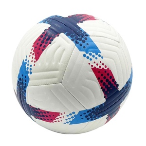 Balón de Fútbol Cosido a Máquina de PVC para la Copa Mundial 2026, Talla 5, con Logotipo Personalizado, Popular en Todo el Mundo, Balón de Fútbol Duradero - Product Image 2
