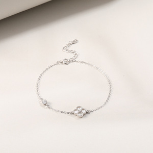 925เงินสเตอร์ลิงชุบแชมเปญสี่ใบโคลเวอร์สร้อยข้อมือลูกบาศก์เซอร์โคเนียเปลือกหอยอาเกตสี่ใบเสน่ห์กำไลโซ่ - Product Image 4